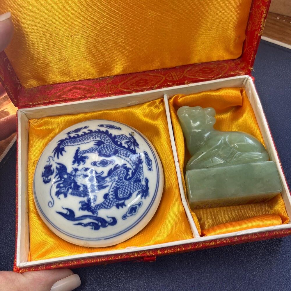Chinese carved nephrite Ox chop w/wax box set